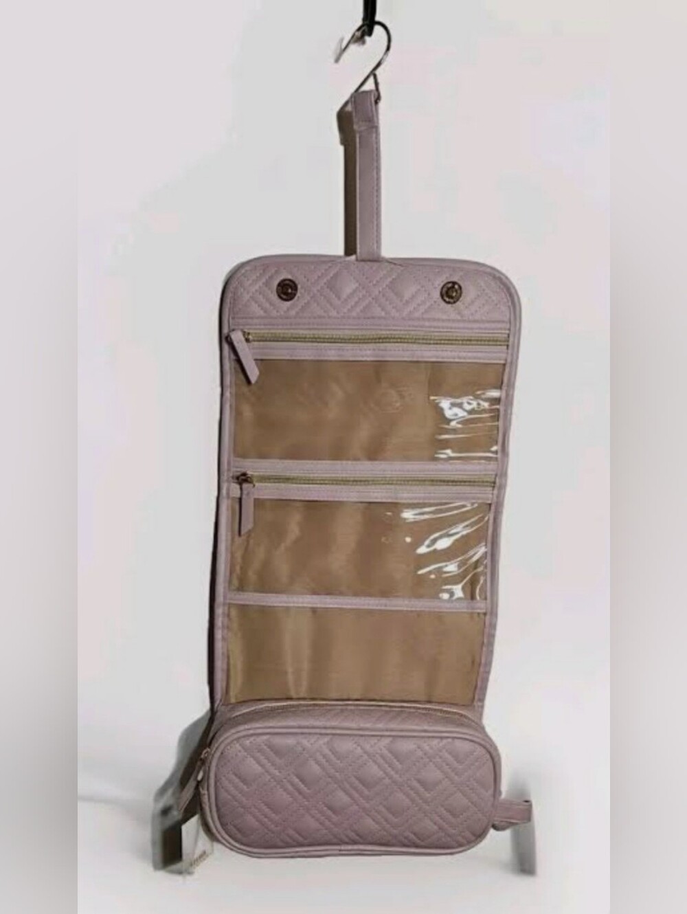 Quilted Hanging Toiletry Bag in Light Mauve